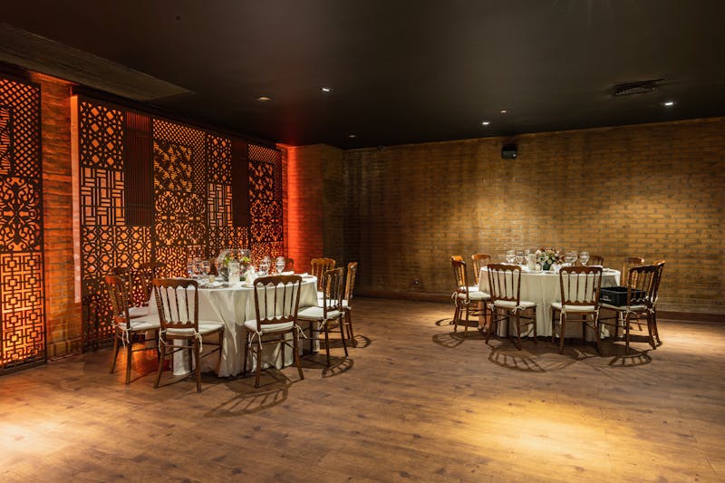 Wing Snob private dining room for events and group gatherings