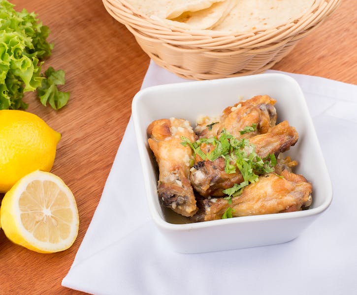 Garlic parmesan chicken bites from Wing Snob menu